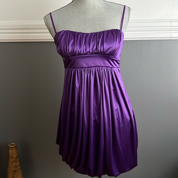 Y2K Ruby Rox Bubble Hem Mini Dress - Picture 3 of 16